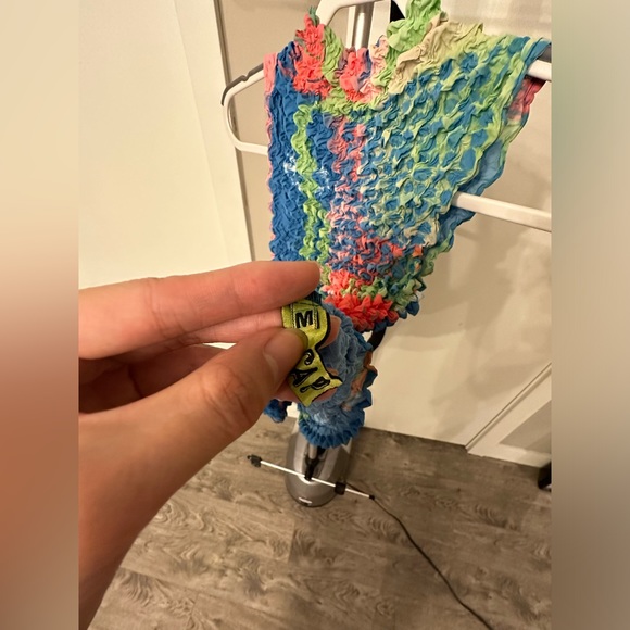 Color print Pineapple three-dimensional folds designer brand top - Picture 9 of 13